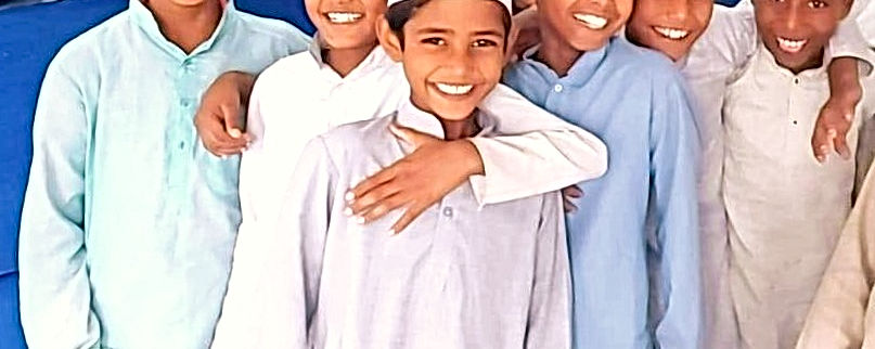 Children in Nepal smiling together